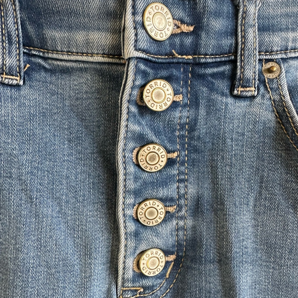 Torrid High Rise Blue Button-Fly Jeans - Picture 3 of 6